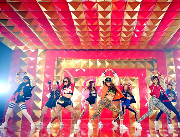[18-12-2013]Girls' Generation được đề cử tại 3 hạng mục ở "28th Golden Disk Awards" IGAB