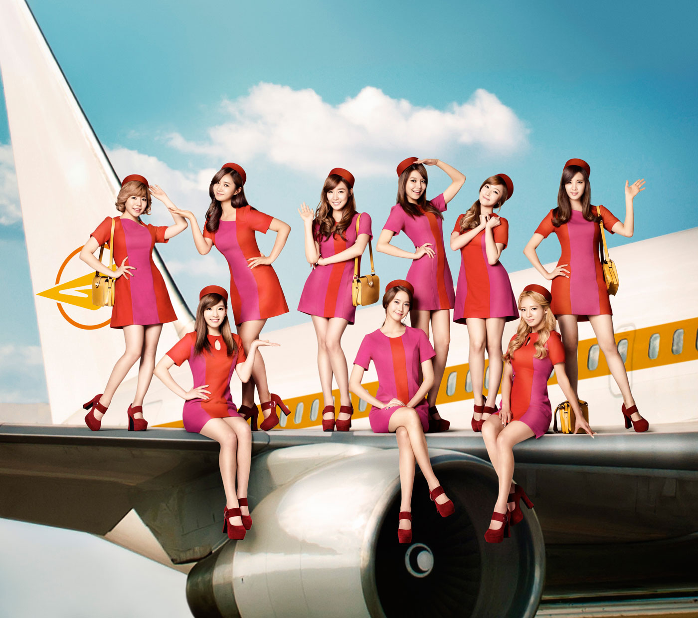 [22-11-2013]Album tiếng Nhật thứ 3 của Girls' Generation sẽ có tên "LOVE&PEACE" Artwork2