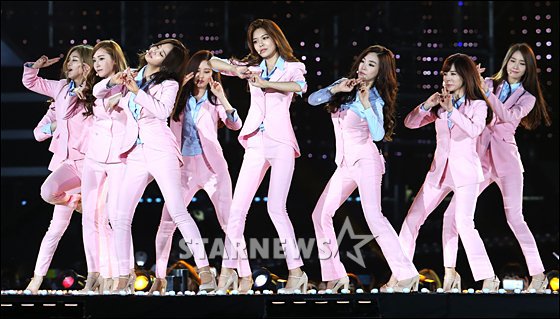 Girls' Generation — "Dream Concert 2014" Snsd9