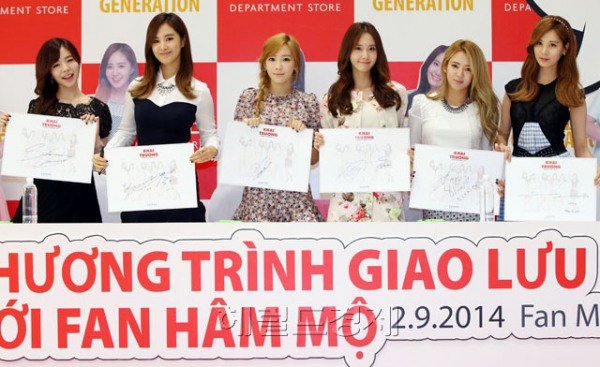 [140902] Taeyeon, Sunny, Hyoyeon, Yuri, Yoona, y Seohyun — Fansign en Vietnam para Lotte Department Store Snsd2