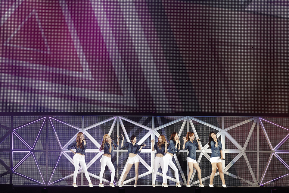 [141004-05] Girls’ Generation — "SMTOWN LIVE WORLD TOUR IV" en Tokio P193i7dcdg77enmo1mko4riqa5d