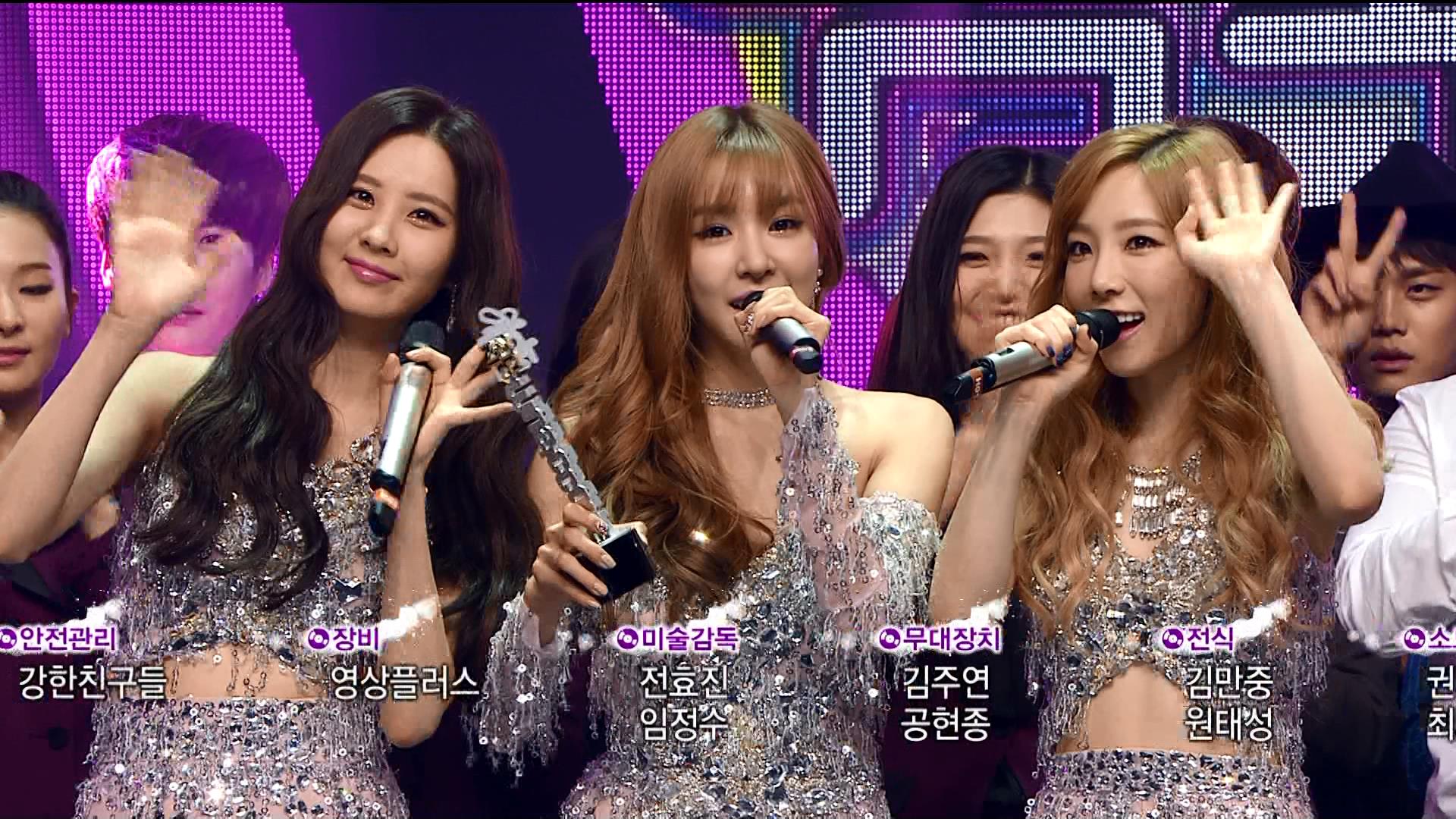 Girls’ Generation – TTS Presenta “Holler” y Ganan Primer Lugar en “Show” Music Core” Ttsmucore