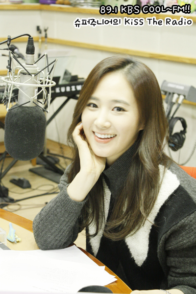 Yuri en Anfitriona de Programa Radial “Kiss the Radio de Super Junior” 36973