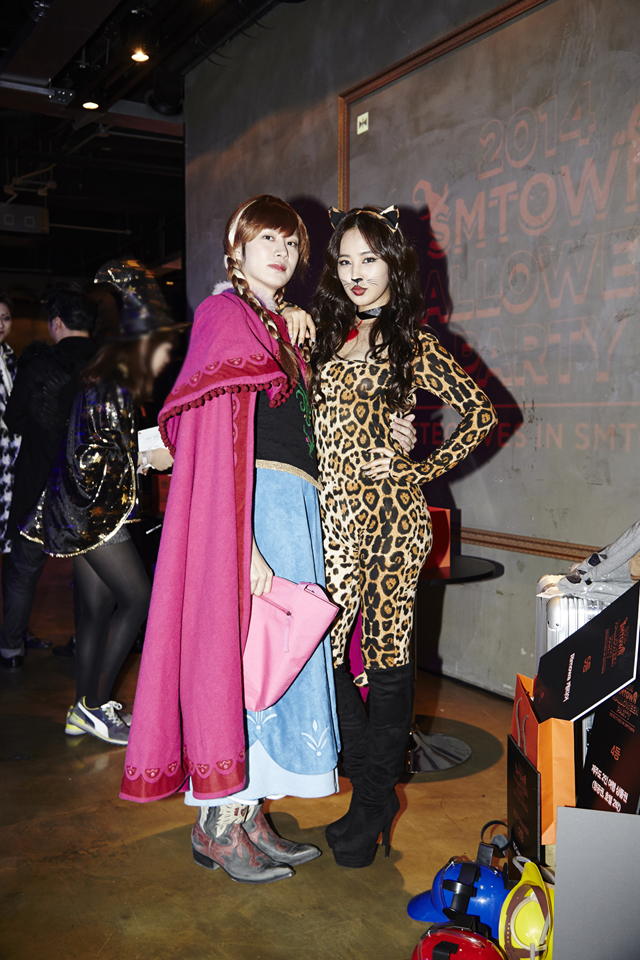 Girls' Generation — Fiesta de Halloween de SMTOWN 2014 P19624b0cv4tp1u71911mf5mjm6
