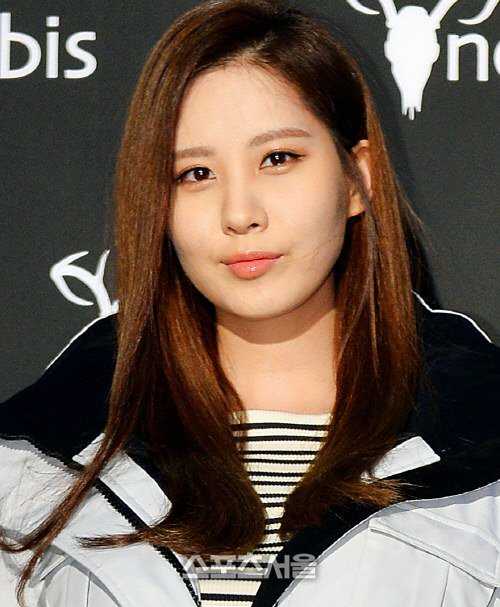 Seohyun Asiste a “Fashion Show por Primer Aniversario del Lanzamiento de Colección Atoño/Invierno 2014 de Nobis” Seohyun56
