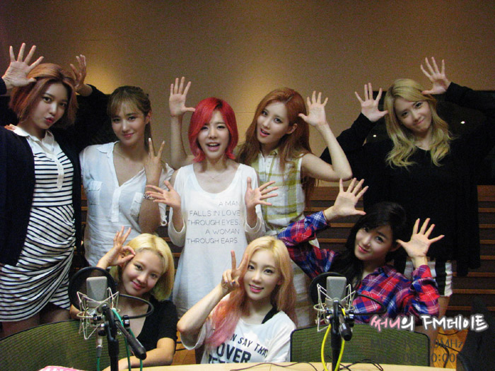 Girls' Generation visita "FM Date" de Sunny Snsd-fmdate