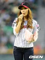 Mah Hyeri's Photo