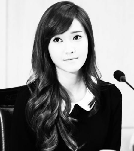 a*jungxox~'s Photo