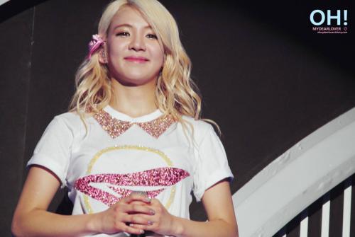 Putriyeon~'s Photo