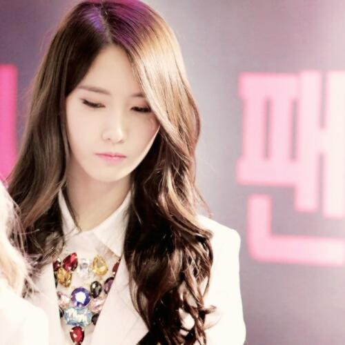 yoonadayata's Photo