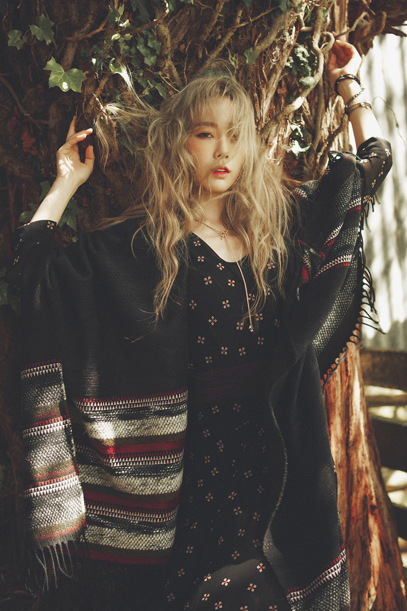 Taeyeon lanza fotos promocionarles adicionales para I 07_5EAD48FF