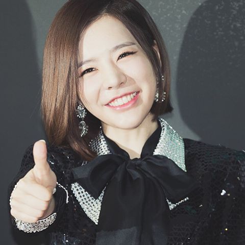 sunny thumbs up