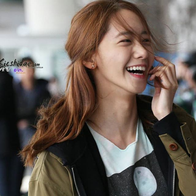 yoona cute laugh