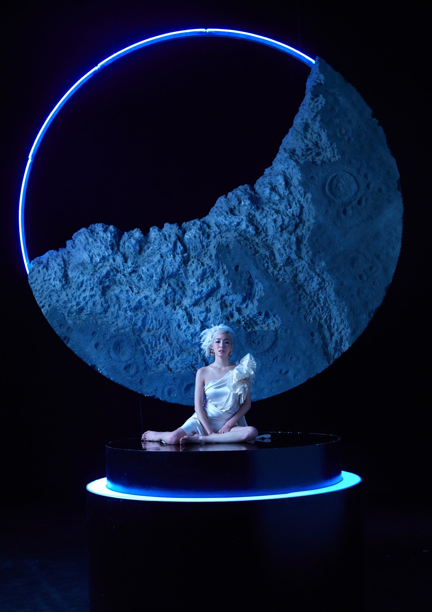 tiffany mag moon